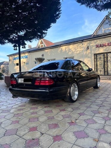Mercedes E 240 2002, 325,000 km - 2.4 л - Tərtər