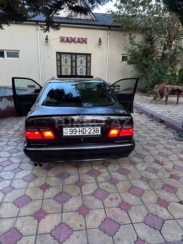 Mercedes E 240 2002, 325,000 km - 2.4 л - Tərtər