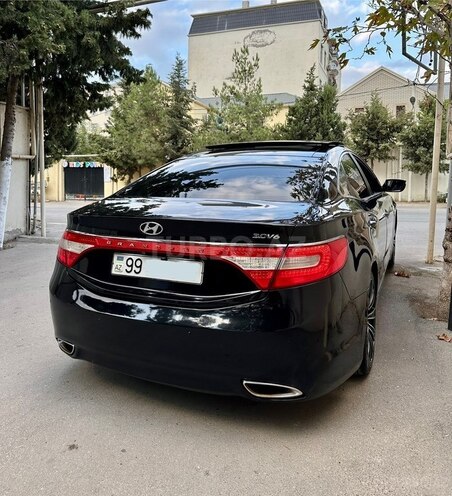 Hyundai Grandeur 2012, 220,000 km - 3.0 л - Bakı