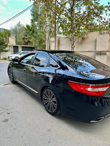 Hyundai Grandeur 2012, 220,000 km - 3.0 л - Bakı