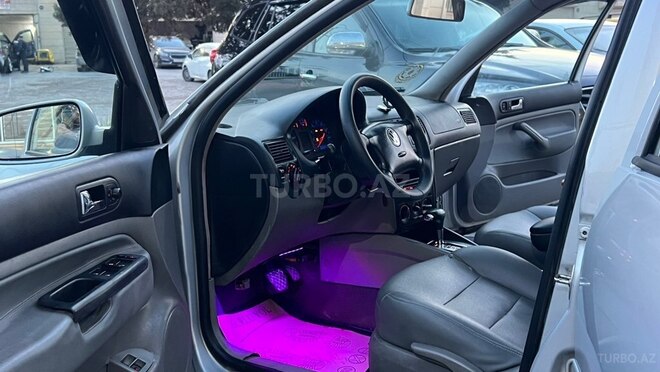 Volkswagen Golf 2000, 224,000 km - 2.0 л - Sumqayıt