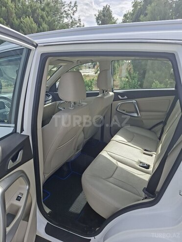 Chery  2015, 131,700 km - 2.0 l - Bakı