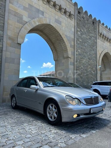 Mercedes C 220 2001, 111,111 km - 2.1 л - Bakı