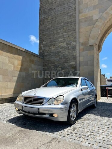 Mercedes C 220 2001, 111,111 km - 2.1 л - Bakı