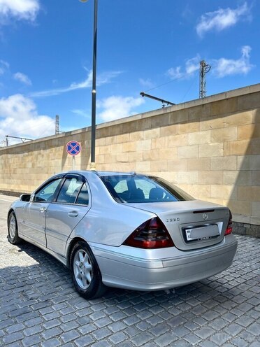 Mercedes C 220 2001, 111,111 km - 2.1 л - Bakı