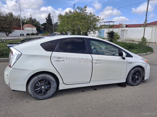 Toyota Prius 2014, 329,932 km - 1.8 l - Bakı