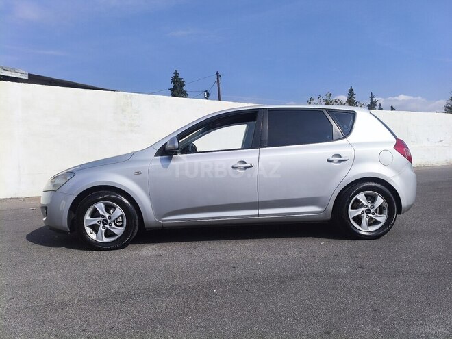 Kia Ceed 2008, 298,000 km - 1.6 l - Göyçay
