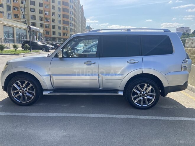 Mitsubishi Pajero 2007, 236,600 km - 3.0 l - Bakı