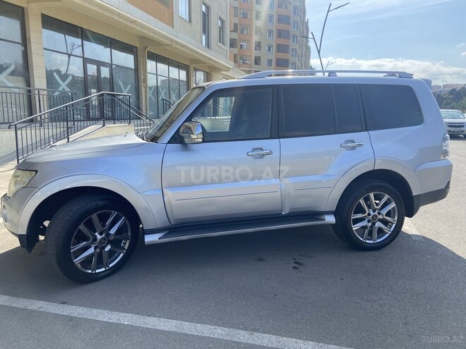 Mitsubishi Pajero 2007, 236,600 km - 3.0 l - Bakı