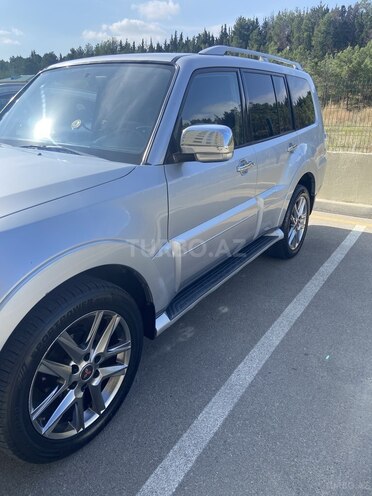 Mitsubishi Pajero 2007, 236,600 km - 3.0 l - Bakı