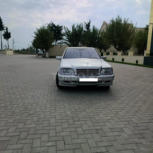 Mercedes C 240 2000, 344,000 km - 2.4 l - Masallı