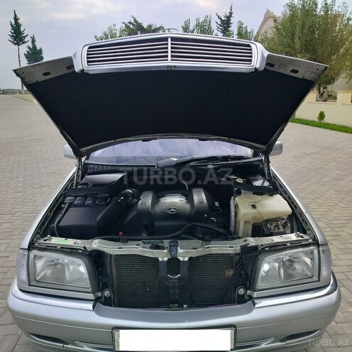 Mercedes C 240 2000, 344,000 km - 2.4 l - Masallı