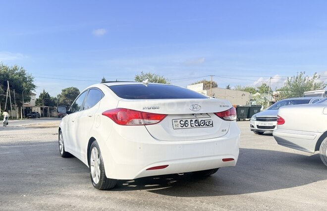 Hyundai Elantra 2013, 259,000 km - 1.8 l - Bakı
