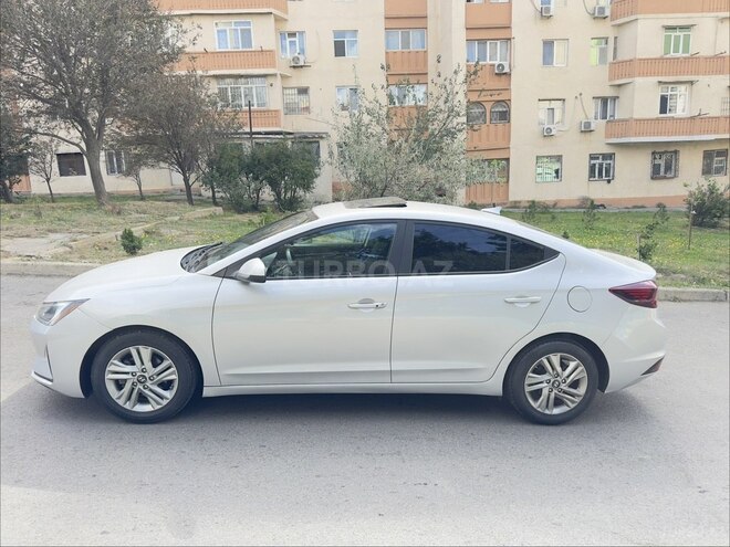 Hyundai Elantra 2019, 113,000 km - 2.0 l - Bakı