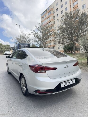 Hyundai Elantra 2019, 113,000 km - 2.0 l - Bakı