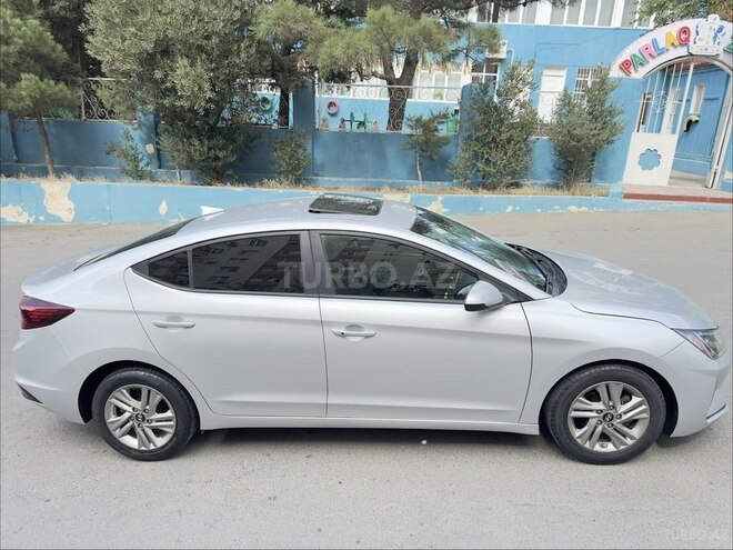 Hyundai Elantra 2019, 113,000 km - 2.0 l - Bakı