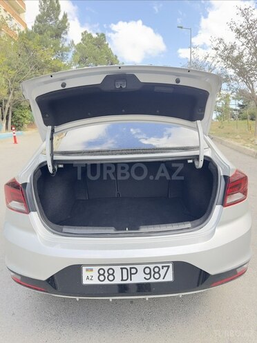 Hyundai Elantra 2019, 113,000 km - 2.0 l - Bakı