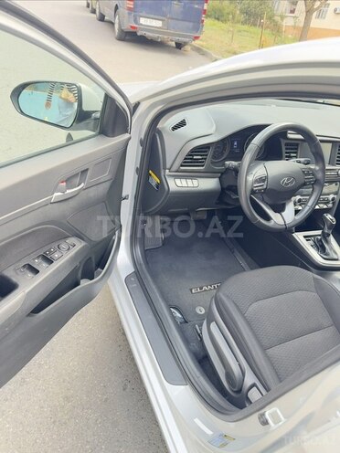 Hyundai Elantra 2019, 113,000 km - 2.0 l - Bakı