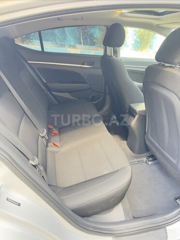 Hyundai Elantra 2019, 113,000 km - 2.0 l - Bakı