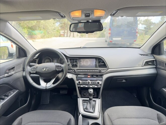 Hyundai Elantra 2019, 113,000 km - 2.0 l - Bakı