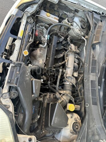 Nissan X-Trail 2001, 350,000 km - 2.0 l - Naftalan