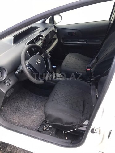 Toyota Aqua 2019, 257,800 km - 1.5 l - Bakı