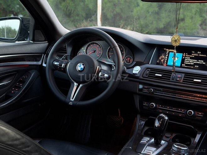 BMW 528 2015, 148,000 km - 2.0 l - Gəncə
