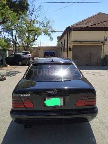 Mercedes E 320 1996, 300,000 km - 3.2 l - Bakı