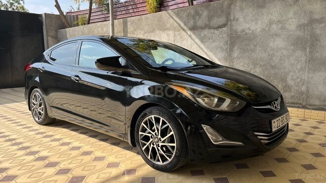 Hyundai Elantra 2015, 225,308 km - 1.8 л - Naftalan