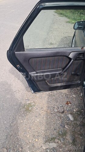 Opel Vectra 1994, 227,000 km - 1.6 л - Tovuz