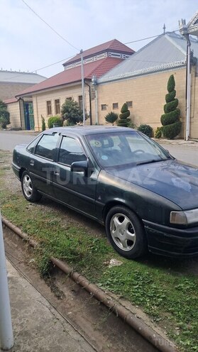 Opel Vectra 1994, 227,000 km - 1.6 л - Tovuz