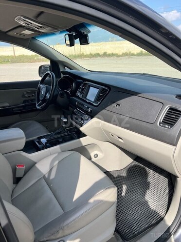 Kia Carnival 2017, 220,000 km - 2.2 l - Bakı