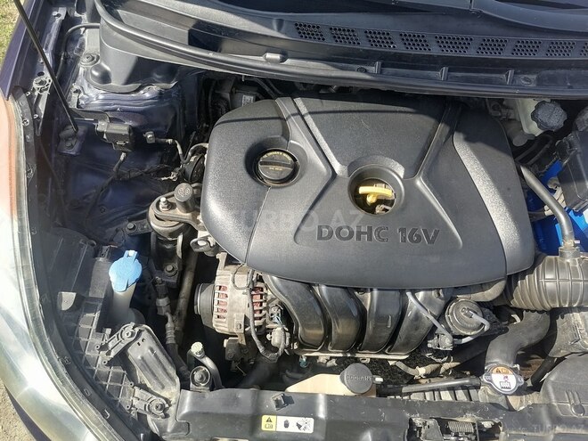 Hyundai Elantra 2013, 89,050 km - 1.8 l - Yardımlı