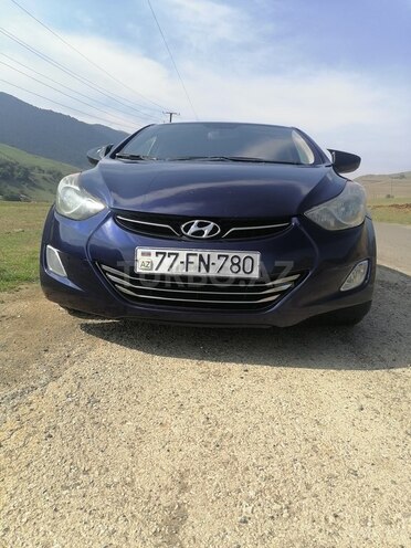 Hyundai Elantra 2013, 89,050 km - 1.8 l - Yardımlı