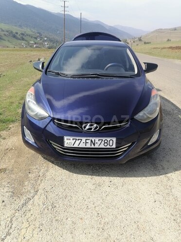 Hyundai Elantra 2013, 89,050 km - 1.8 l - Yardımlı