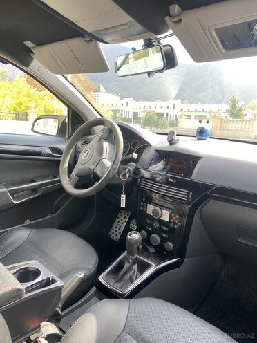 Opel Astra 2005, 350,000 km - 1.4 l - Qəbələ