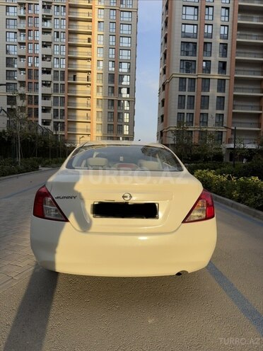 Nissan Sunny 2013, 125,000 km - 1.5 l - Bakı