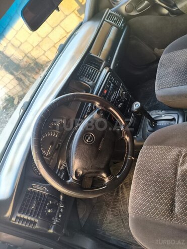 Opel Vectra 1996, 376,641 km - 1.8 л - Bakı