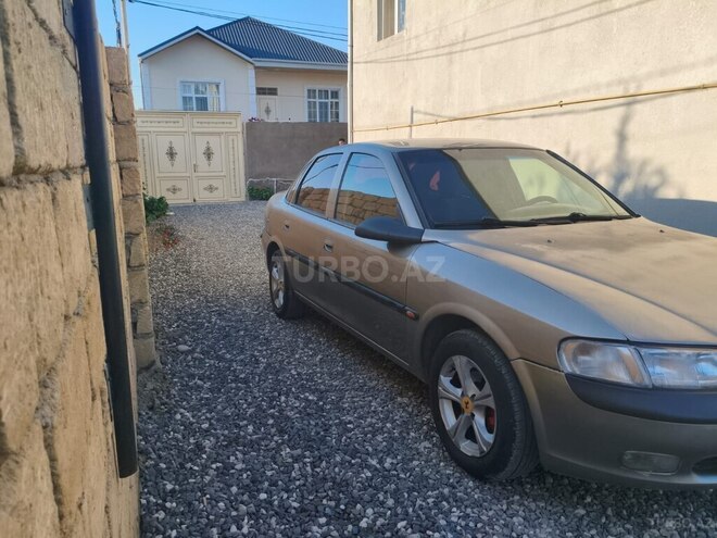 Opel Vectra 1996, 376,641 km - 1.8 л - Bakı