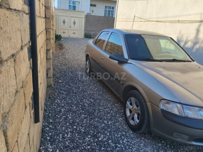 Opel Vectra 1996, 376,641 km - 1.8 л - Bakı