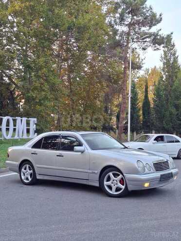 Mercedes E 240 1998, 200,000 km - 2.4 l - Mingəçevir
