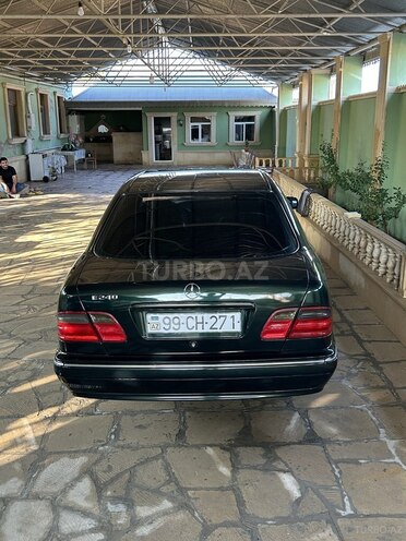 Mercedes E 240 2001, 409,000 km - 2.6 l - Bakı