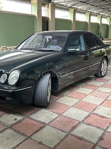 Mercedes E 240 2001, 409,000 km - 2.6 l - Bakı