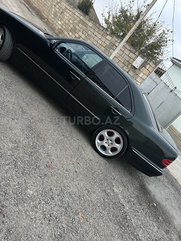 Mercedes E 240 2001, 409,000 km - 2.6 l - Bakı