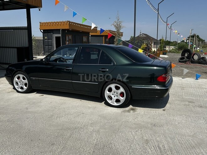 Mercedes E 240 2001, 409,000 km - 2.6 l - Bakı