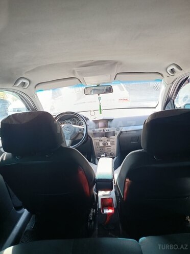 Opel Astra 2006, 3,500,550 km - 1.3 l - Mingəçevir