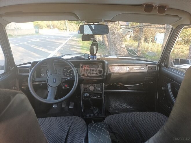 LADA (VAZ) 2107 2005, 13,417 km - 1.6 l - Qax