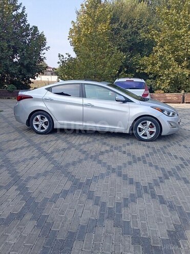 Hyundai Elantra 2015, 209,000 km - 1.8 l - Ağcabədi