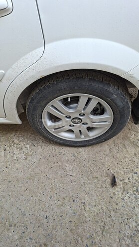 Chevrolet Lacetti 2010, 377,200 km - 1.8 l - Salyan