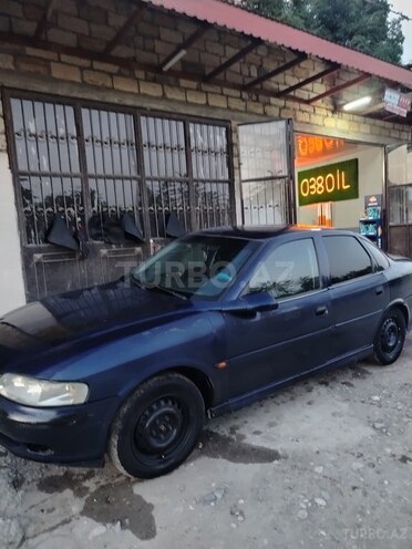 Opel Vectra 1999, 370,000 km - 1.6 l - Qusar